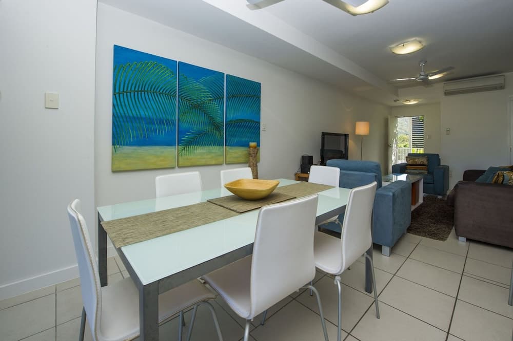 Beachside Apartment 13