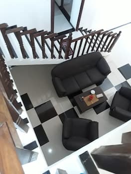 Darshani Hikka Villa