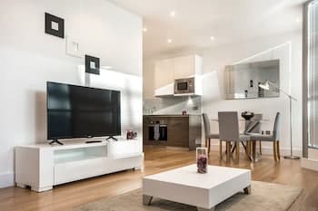 Spacious and Modern apartments Heathrow