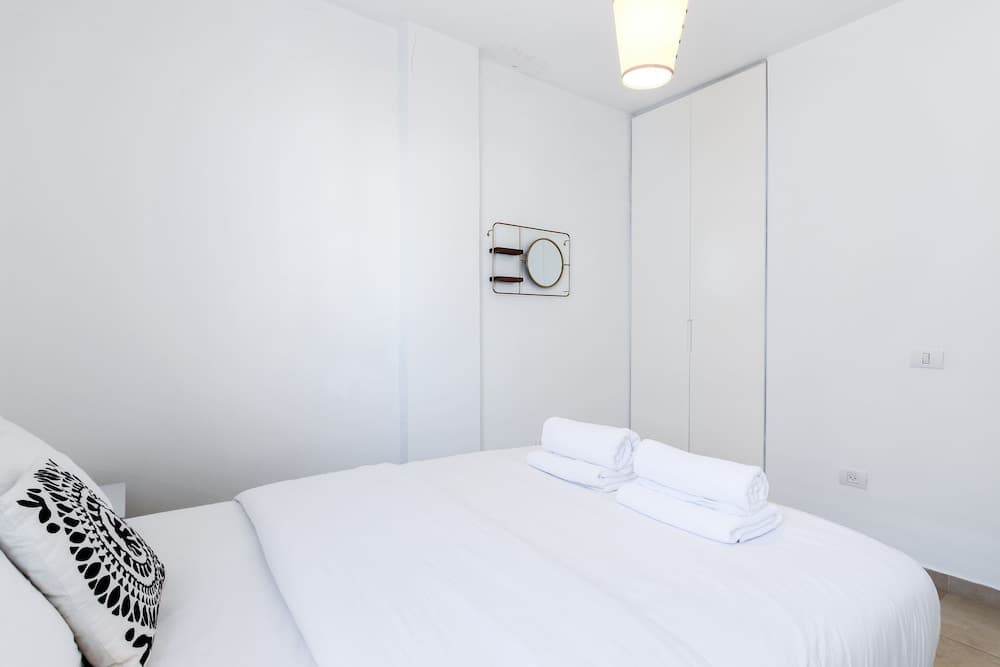 Chic Duplex Penthouse by FeelHome