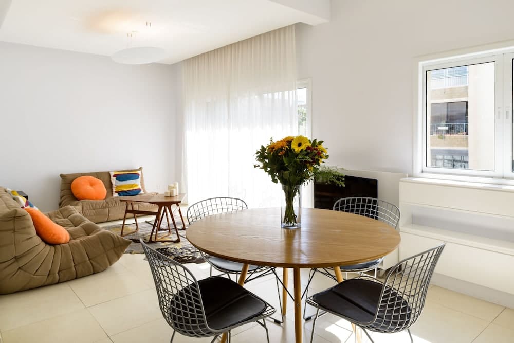 Relax & Sunny near Beach by FeelHome