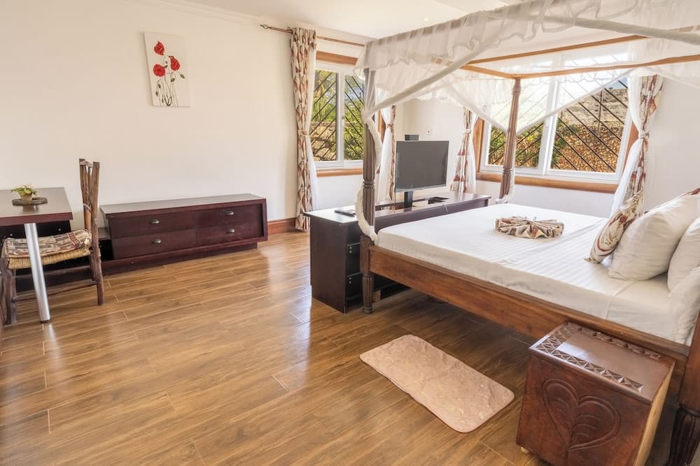 Queens Chateau Boutique Villa