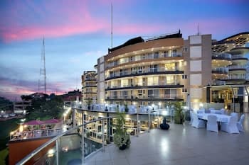 Protea Hotel by Marriott Kampala Skyz