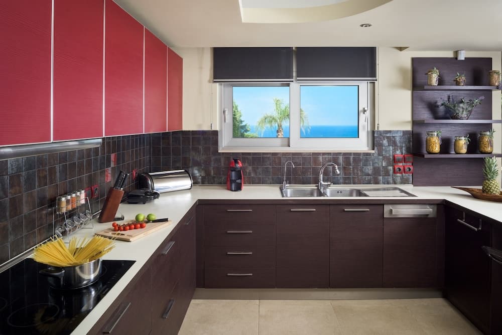 Quinn Hill Luxury Villa