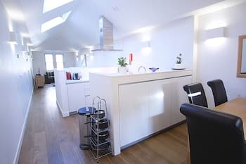 Urban Stay London City Apartments