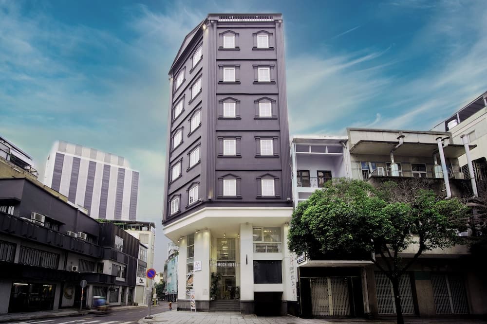 hotel image