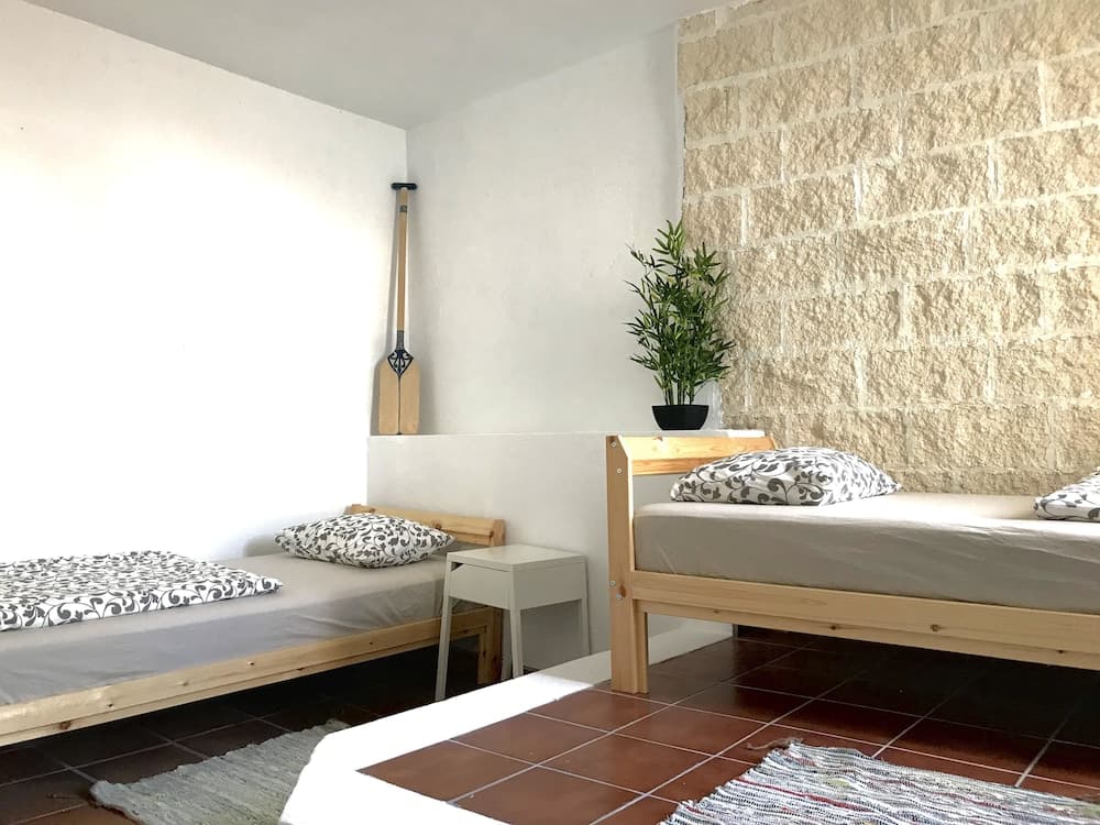 Endless Summer Hostel - Adults Only