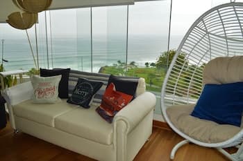 Modern Miraflores Apartment Ocean View