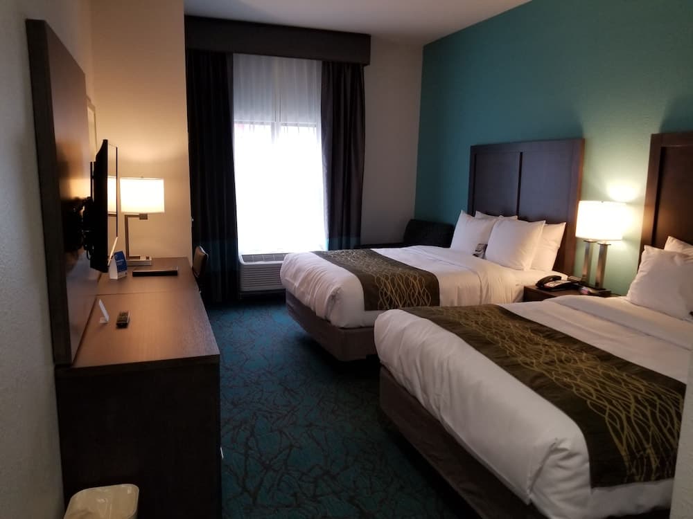 Comfort Inn & Suites Oklahoma City near Bricktown