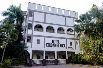 Hotel Ciudad Blanca