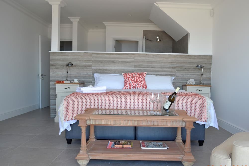 Oceans Drift Guest House - Adults Only