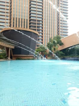 Imbi Private Unite At Times Square