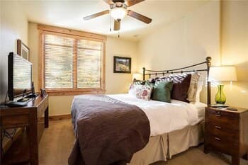 6115 Bear Lodge, Trappeur's Crossing Apartment 1