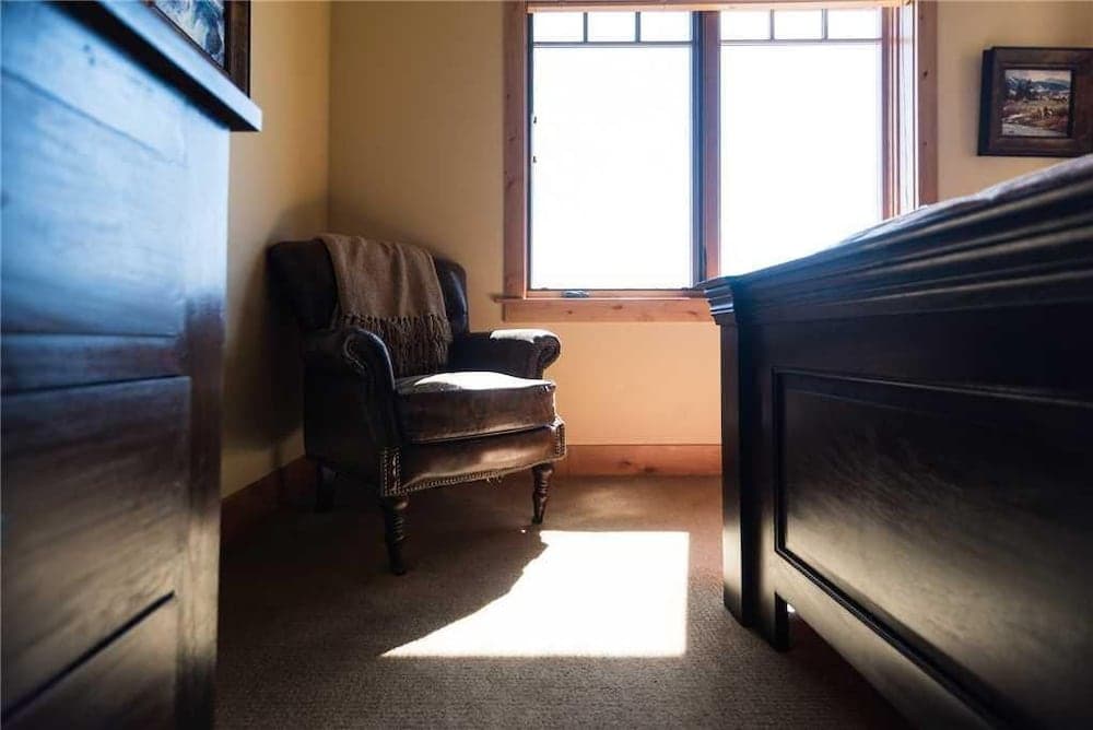 6302 Bear Lodge, Trappeur's Crossing Apartment 3