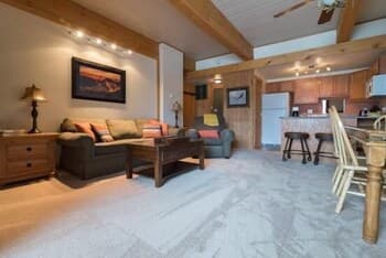 218 Storm Meadows Club B Apartment 1