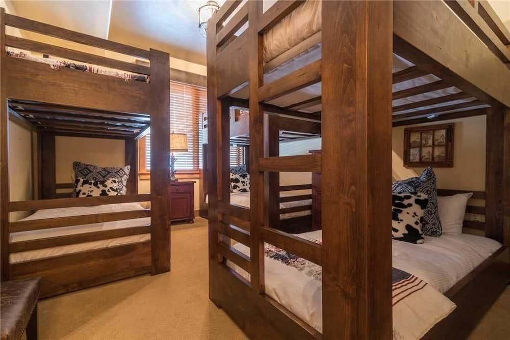 4103 Aspen Lodge, Trappeur's Crossing (Condo) Apartment 3