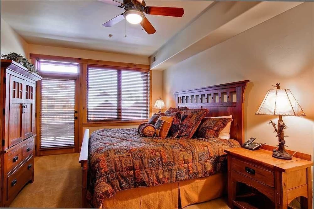 4304 Aspen Lodge, Trappeur's Crossing Apartment 3