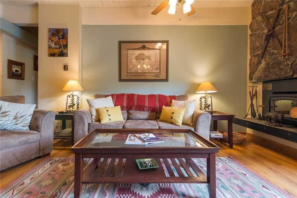 316 Storm Meadows Club C Apartment 1