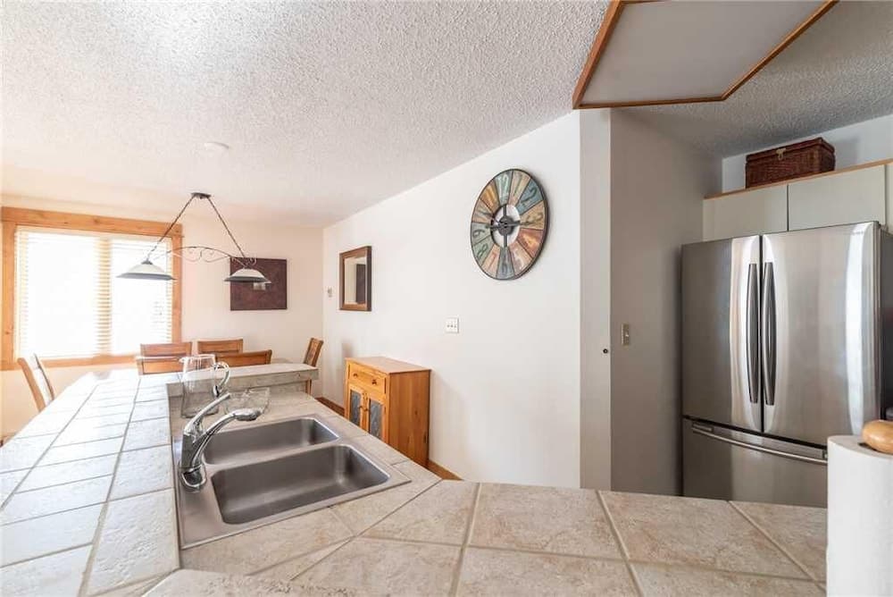 1112 Trappeur's Lodge, Trappeur's Crossing Apartment 4