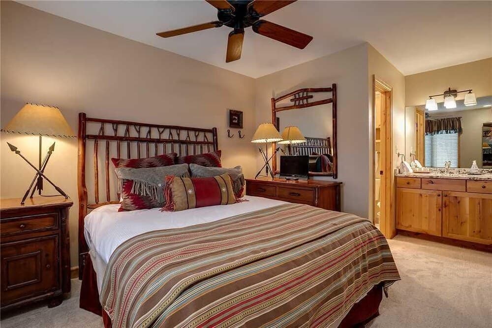 1210 Trappeur's Lodge, Trappeur's Crossing Apartment 1