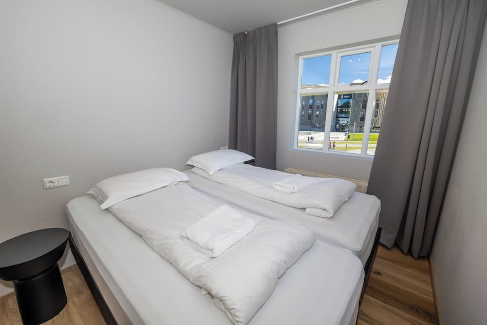 Steinaskjól Apartments - Strandgata