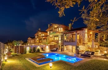 Five Senses Luxury Villas