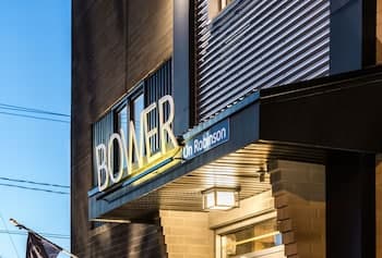 Capitol Robinson by Bower Hotels & Suites