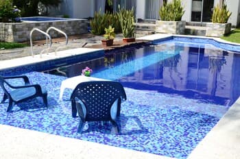 Espectacular chalet con piscina