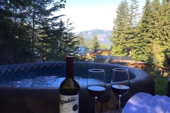 The Great Escape Secluded with Hot Tub