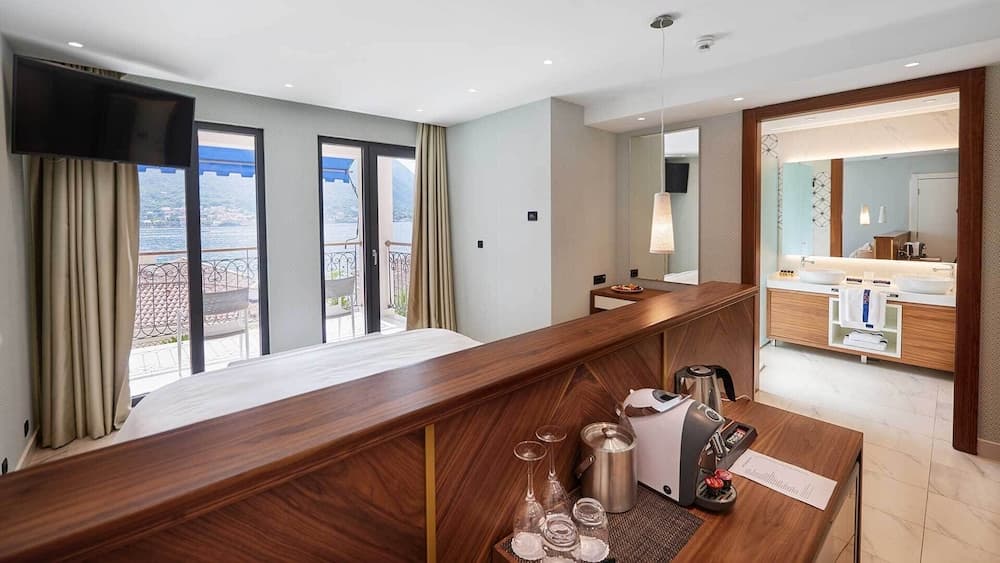 Huma Kotor Bay Hotel and Villas