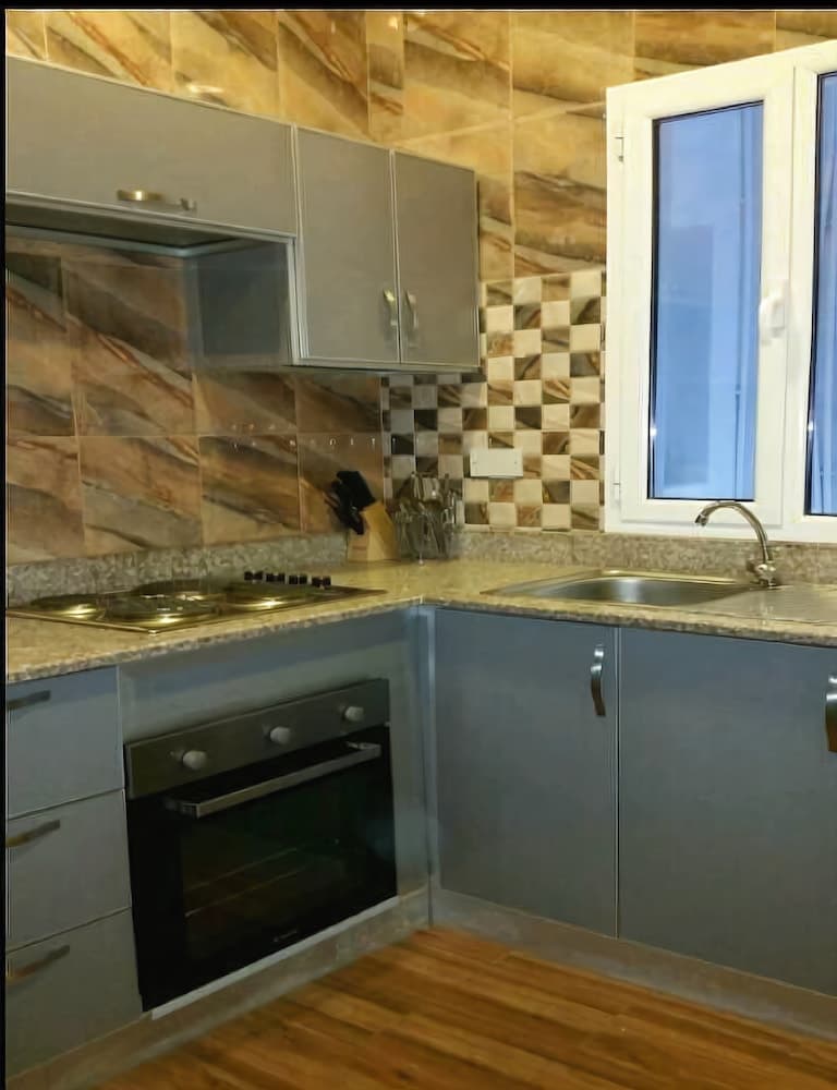 Grand Plaza Apartments