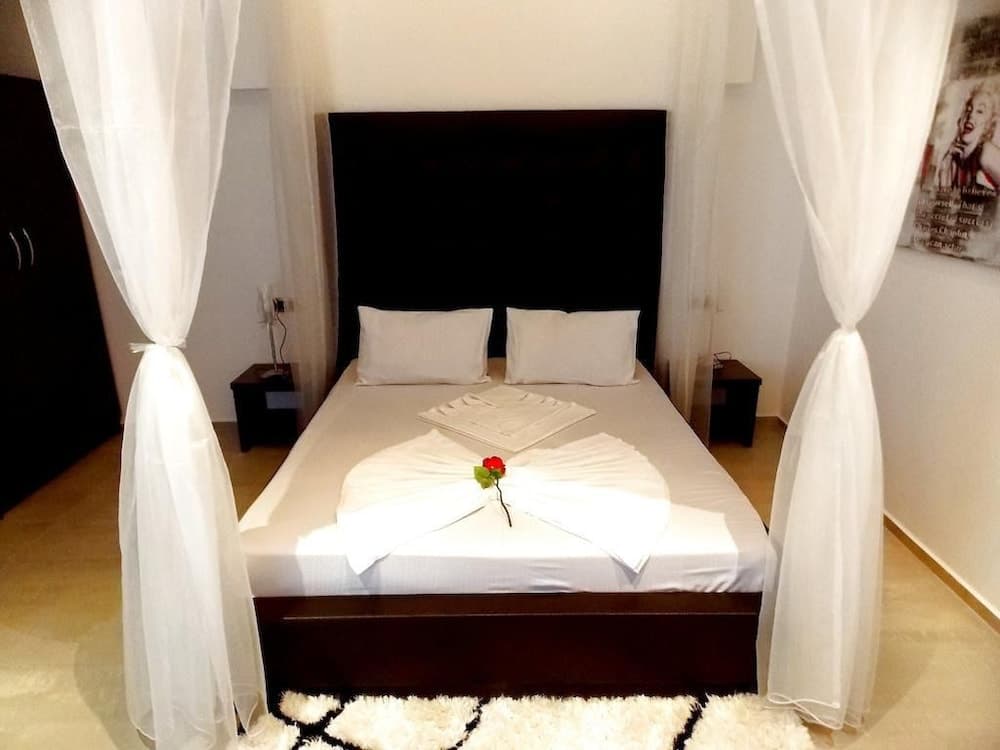 Apart-hotel Residence