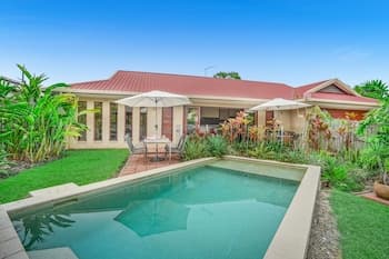 Belle Escapes - Latania Villa Palm Cove