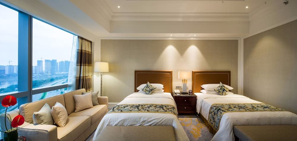 Fuzhou Jeurong Hotel