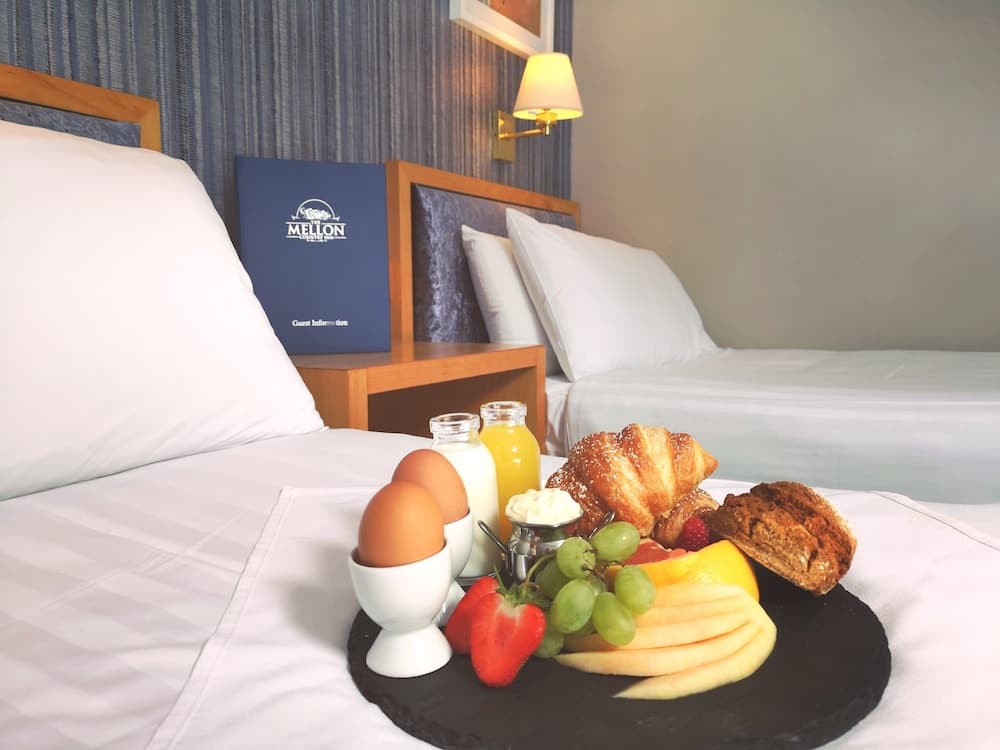 The Mellon Country Inn