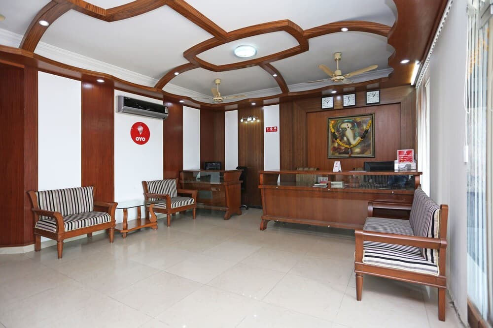 OYO 8932 Delight Inn Gachibowli