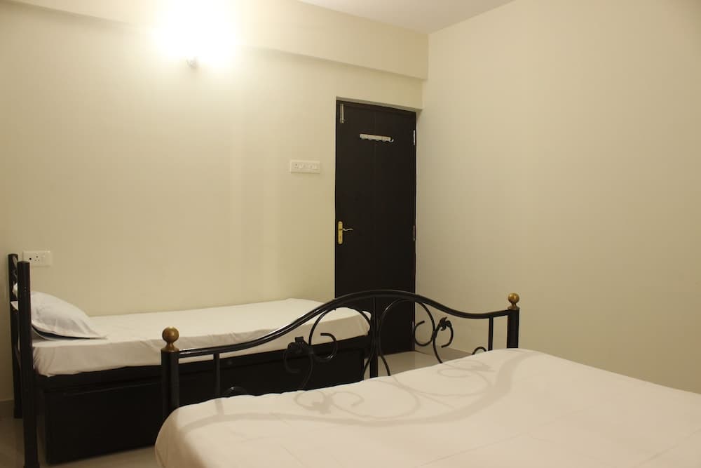 OYO 6237 Home Cozy 2BHK Candolim