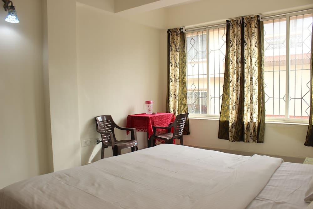 OYO 9218 Home Duplex 4 BHK Villa Candolim