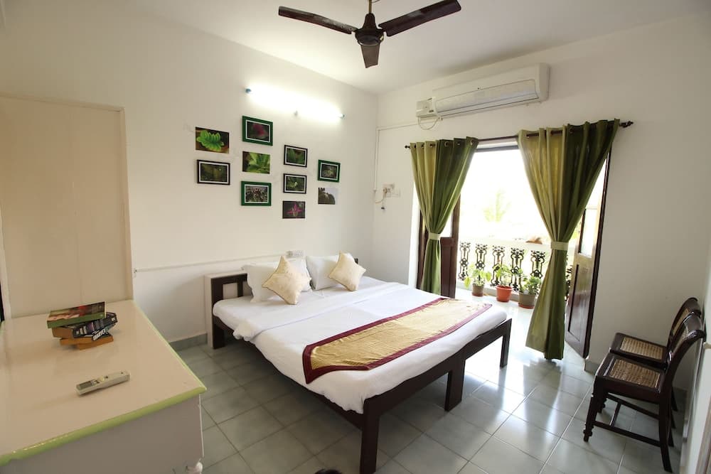 OYO 9365 Home Duplex 3 BHK Calangute North Goa