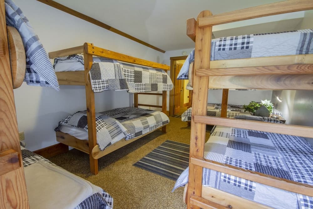 Opossum Creek Retreat