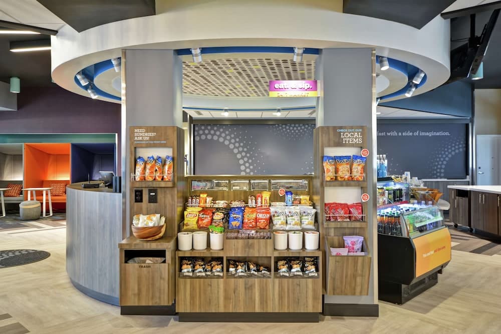 Tru by Hilton Chicopee Springfield