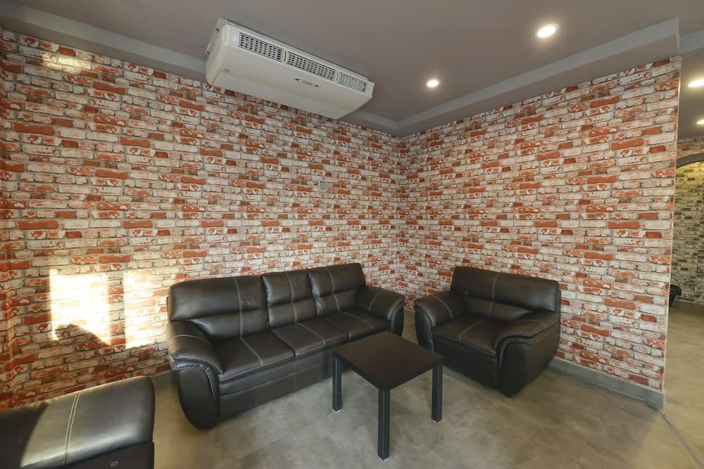 Livit70's hotel & hostel