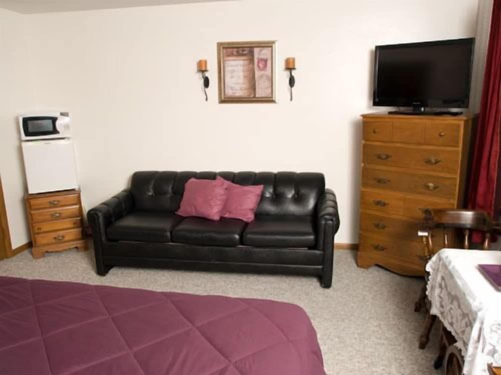 Valhalla Hillside Inn