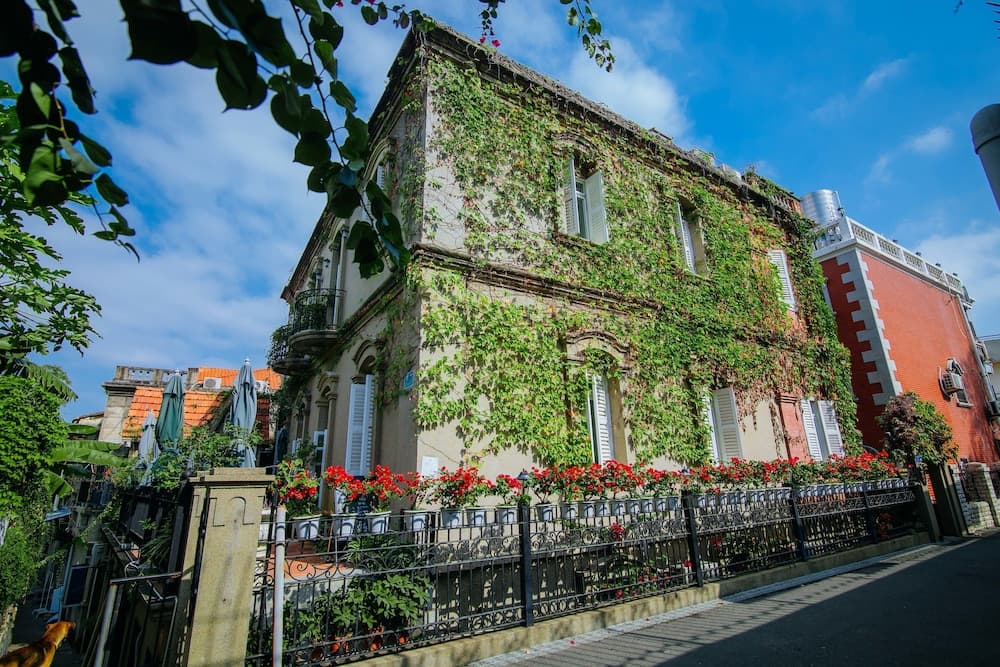 hotel image