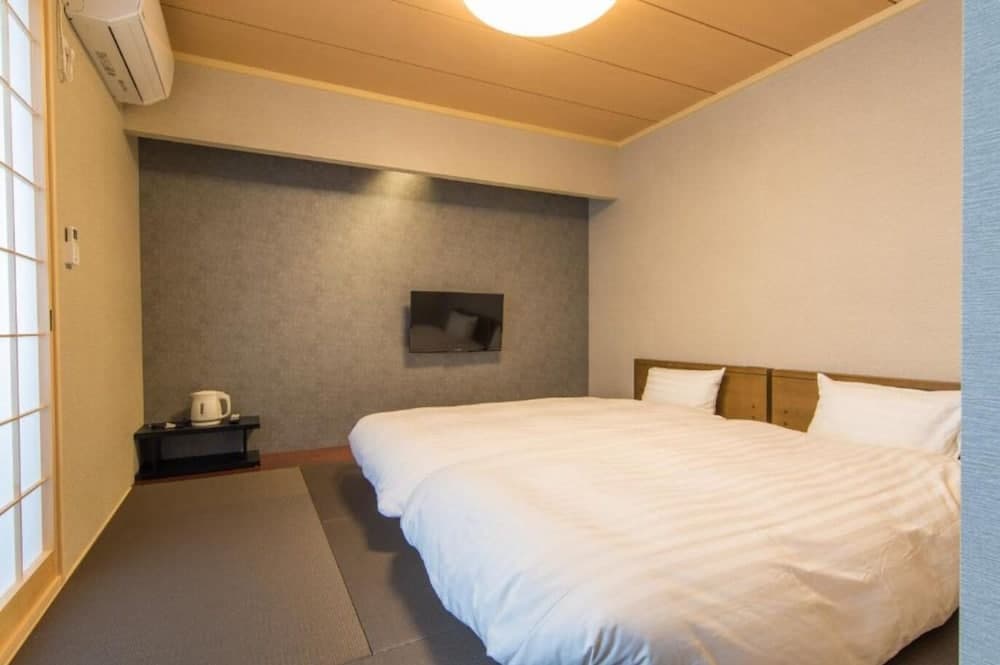 Karasuma Rokujo Hotel