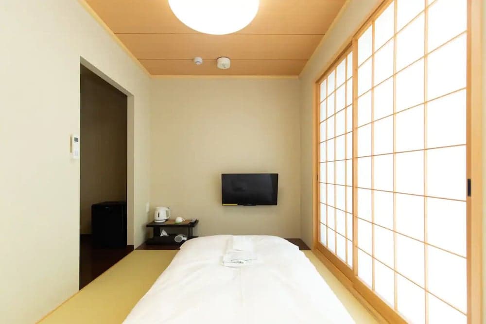 Karasuma Rokujo Hotel