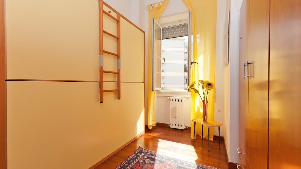 Rental In Rome Pateras Flower