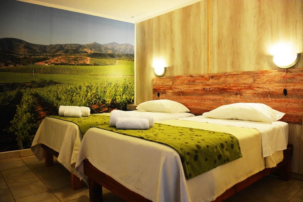 Hostal Valle Mistral - Hostel