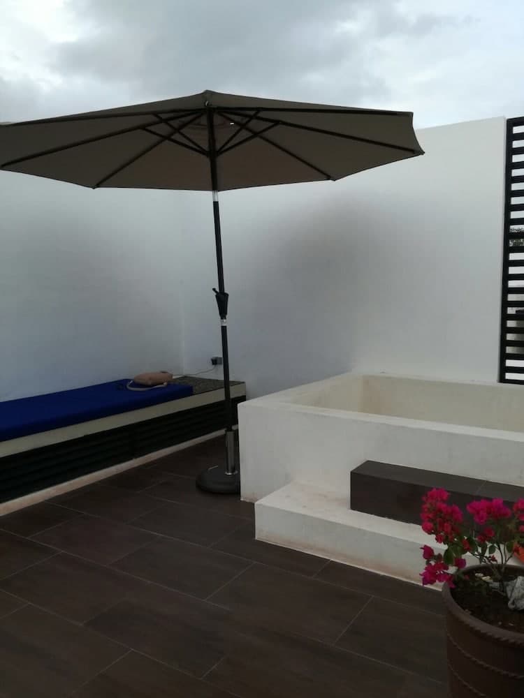 Casa PlayaDelCarmen 515 by Sinbad