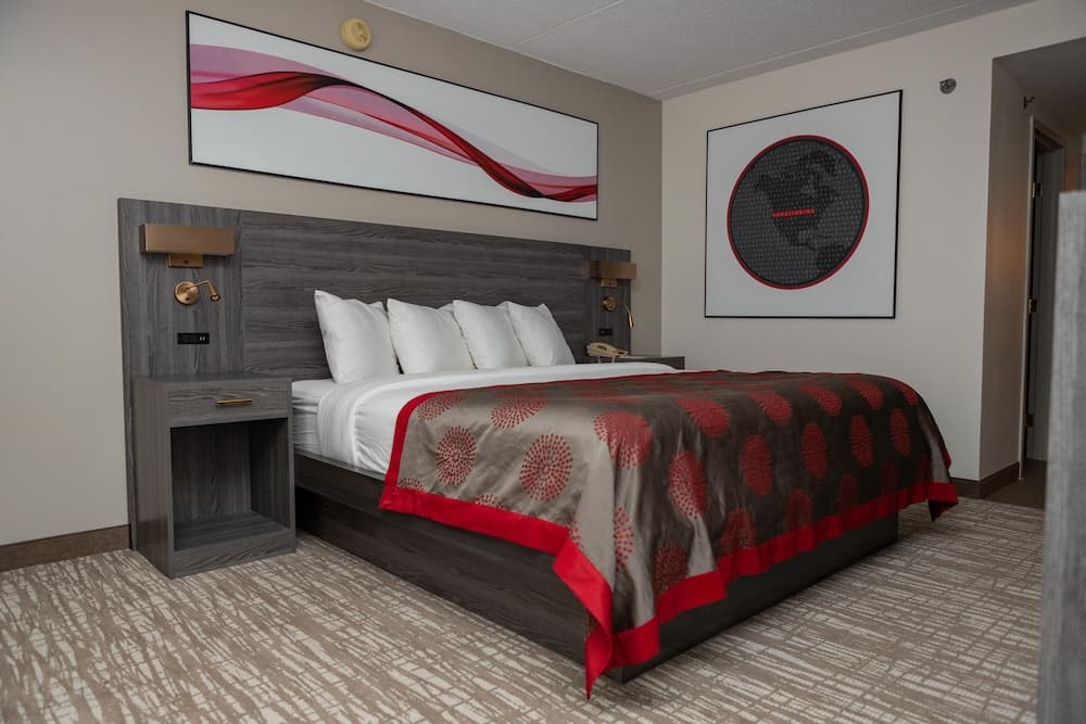 Ramada by Wyndham Cedar Rapids